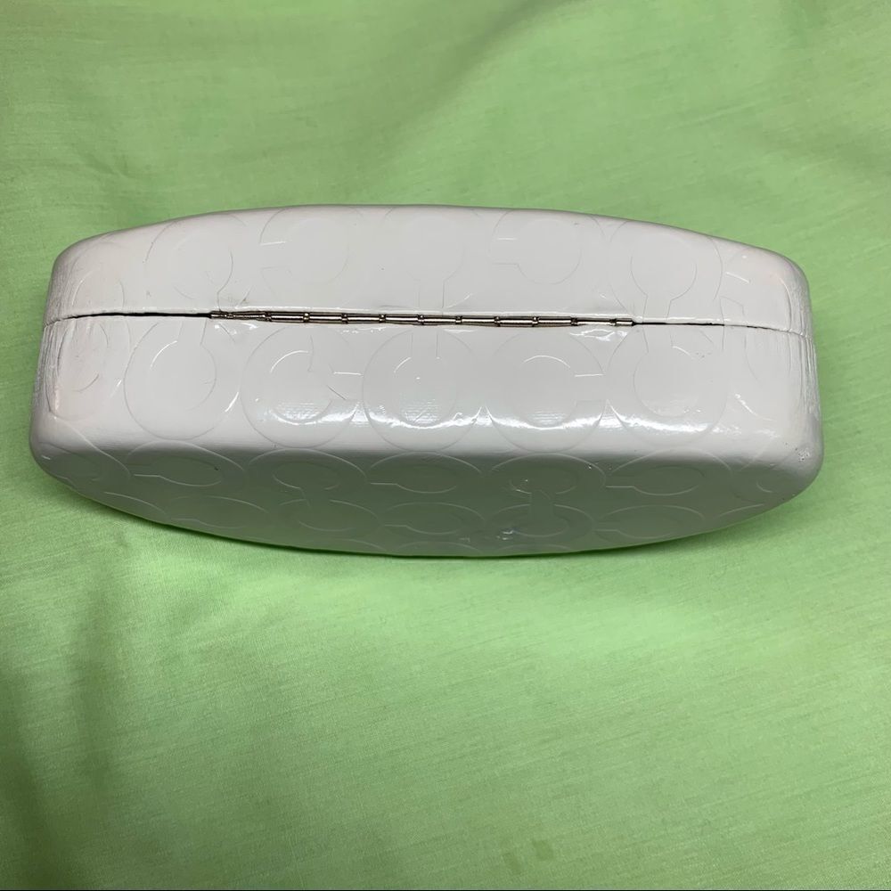 Coach White Vinyl Sunglasses Case - Picture 3 of 7